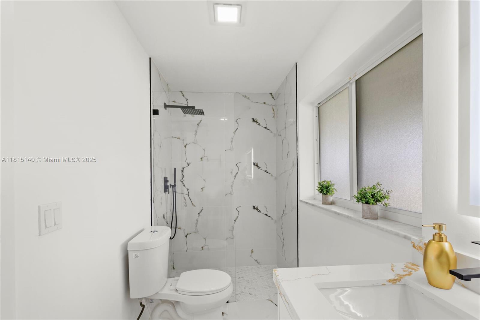BOCA RATON SQUARE 17 - Residential