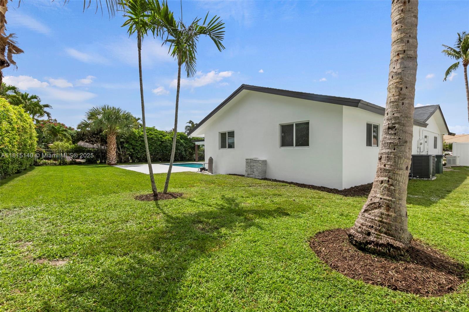 BOCA RATON SQUARE 17 - Residential