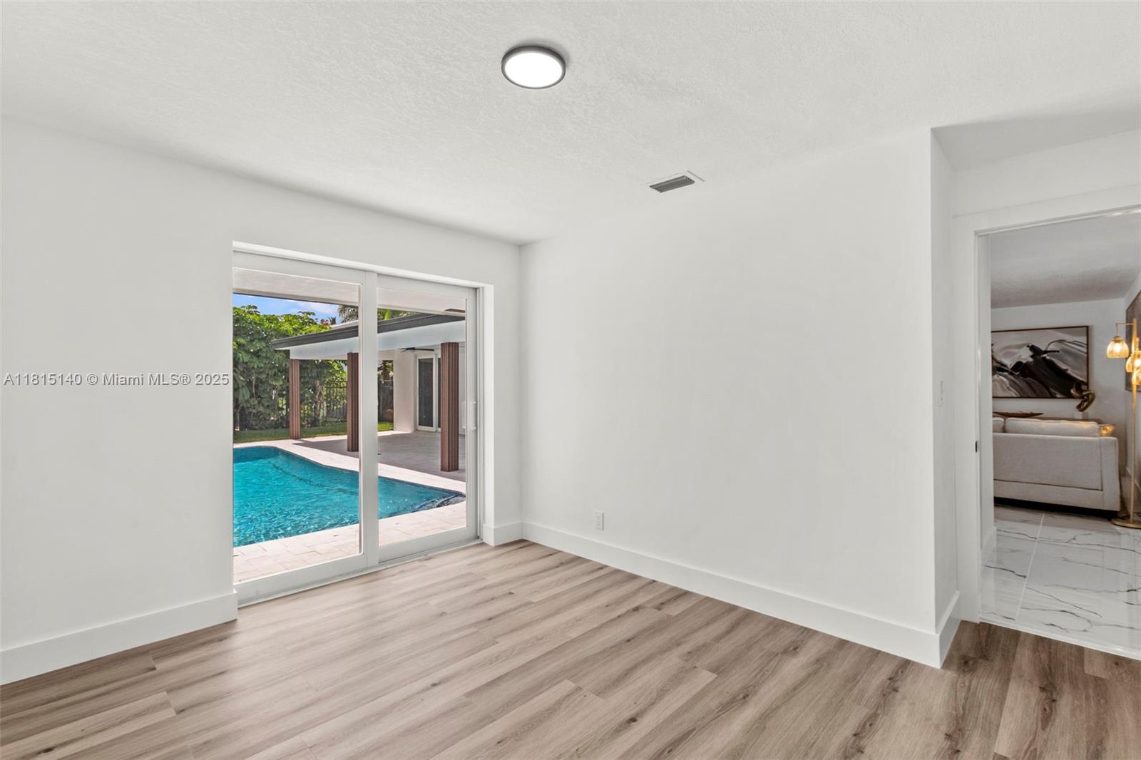 BOCA RATON SQUARE 17 - Residential