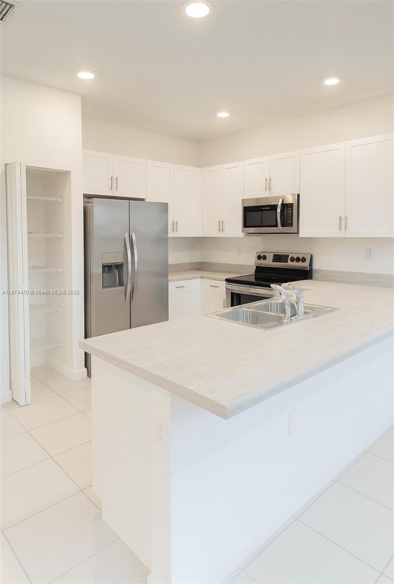 HOMESTEAD PARK OF COMMERC - Residential