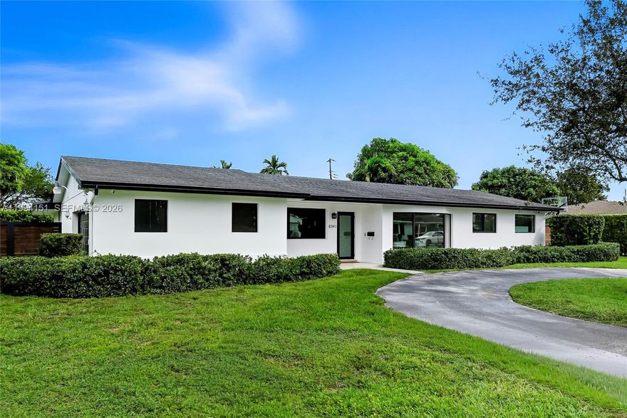 This beautifully updated corner-lot residence in Kendall Point is ready for immediate occupancy, featuring 4 bedrooms, 2.5 bathrooms, and a two-car garage. The home has been thoughtfully modernized with a redesigned kitchen equipped with new appliances, impact windows, renovated bathrooms, and updated flooring throughout.
Outdoors, a fully fenced yard with a pool creates a great setting for both everyday living and entertaining, with additional room to accommodate a boat or RV. Ideally situated near top shopping and dining options, Baptist Hospital, and major highways, this home offers a seamless blend of comfort and convenience, SHOWINGTIME