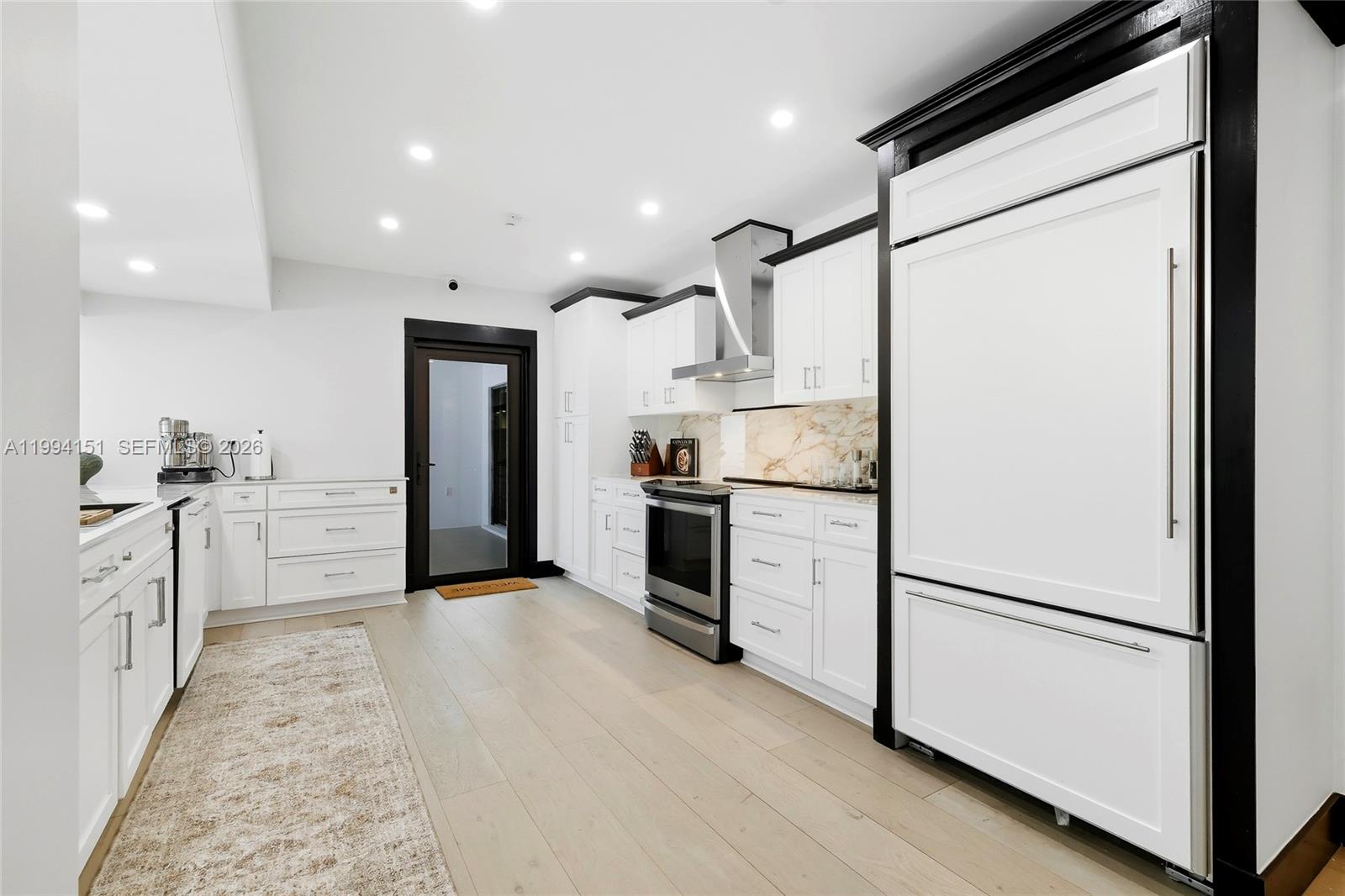 KENDALL POINT - Residential Lease