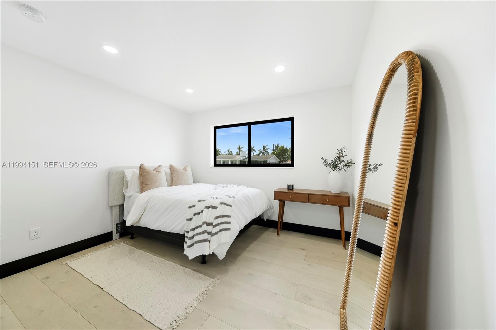 KENDALL POINT - Residential Lease