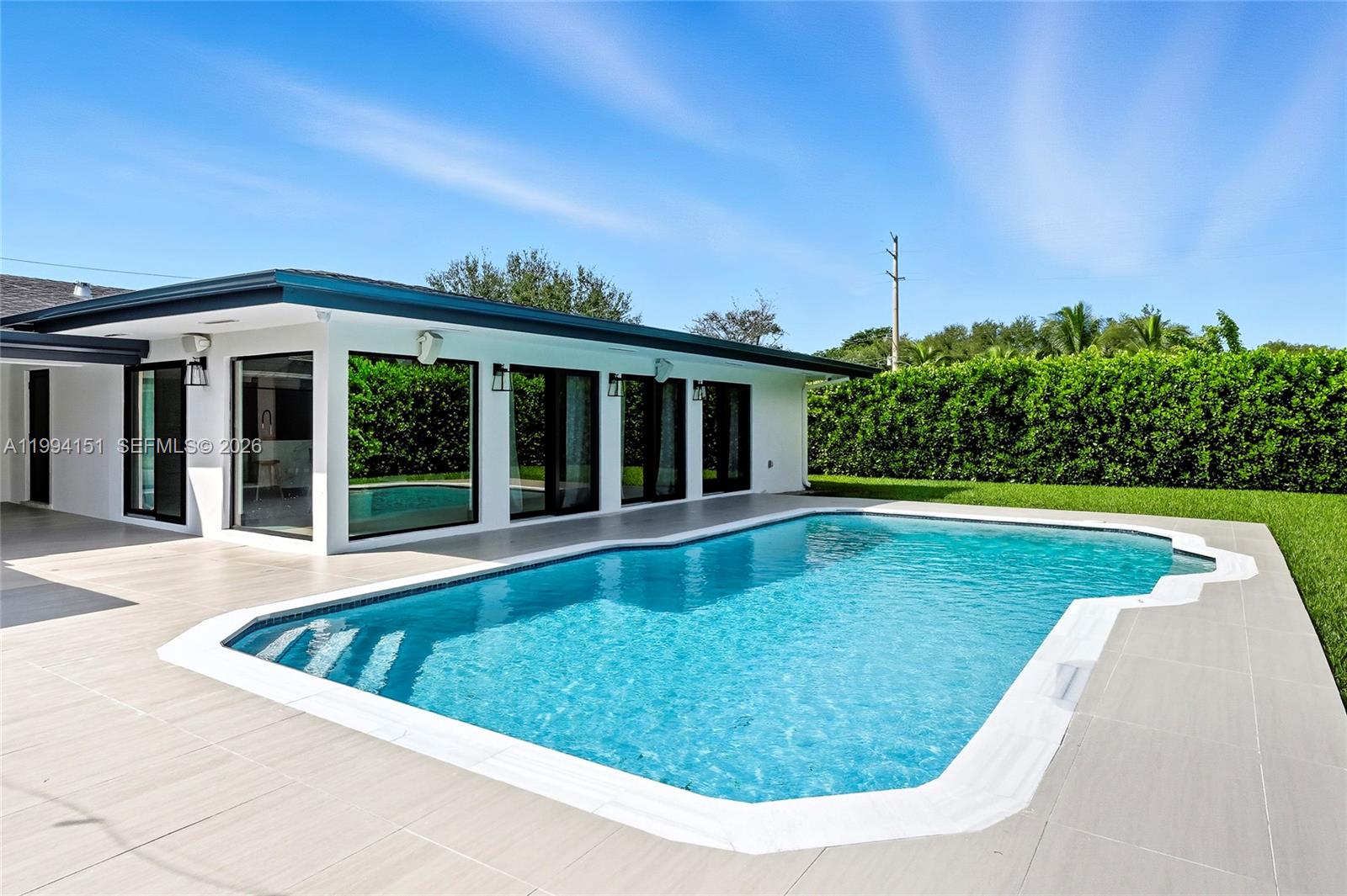 KENDALL POINT - Residential Lease