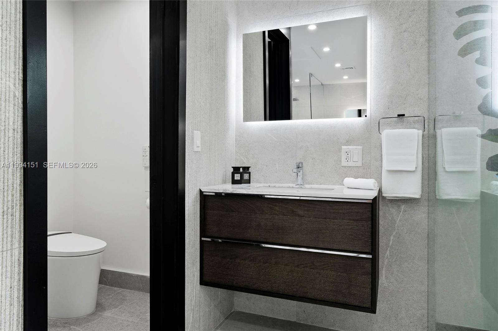 KENDALL POINT - Residential Lease