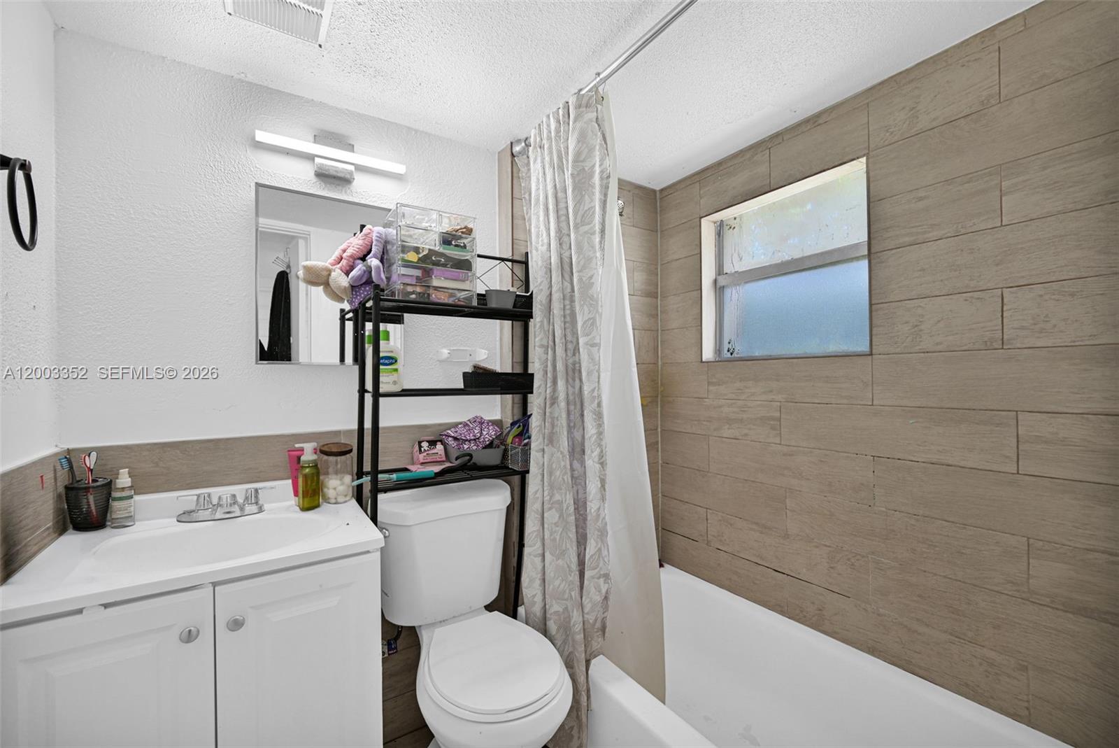 WEST PERRINE ADDN - Residential Income