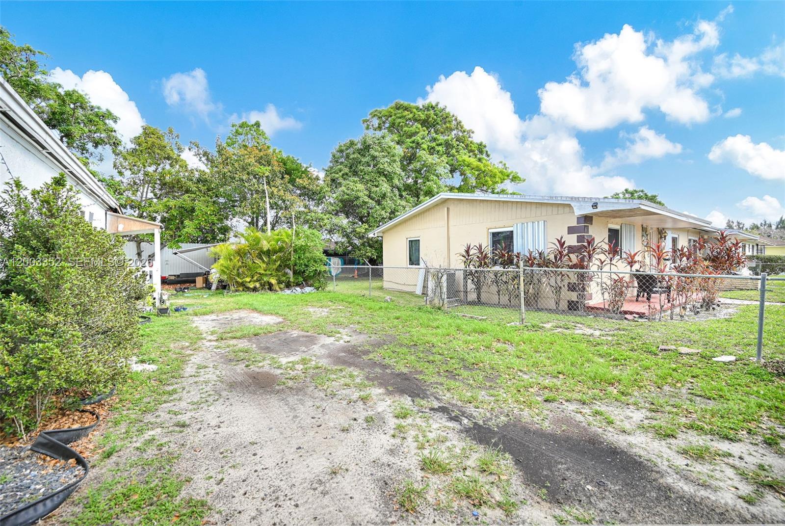 WEST PERRINE ADDN - Residential Income