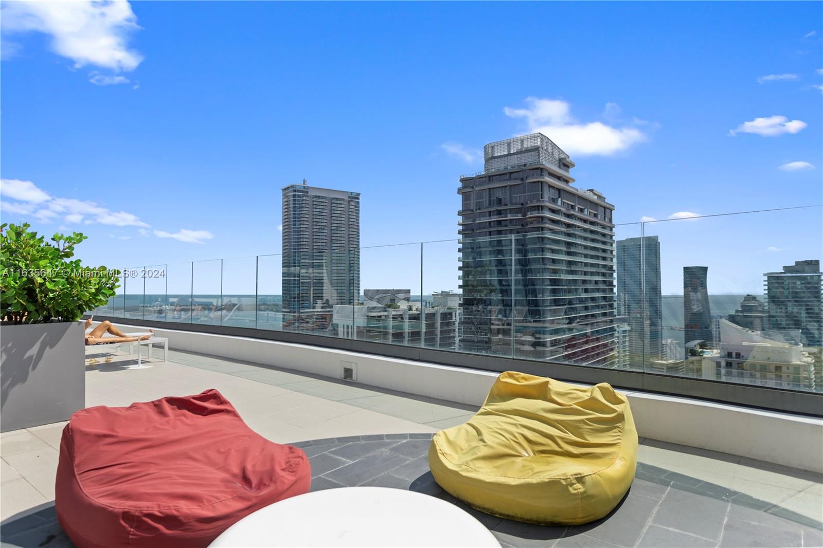 BRICKELL HEIGHTS EAST CON - Residential