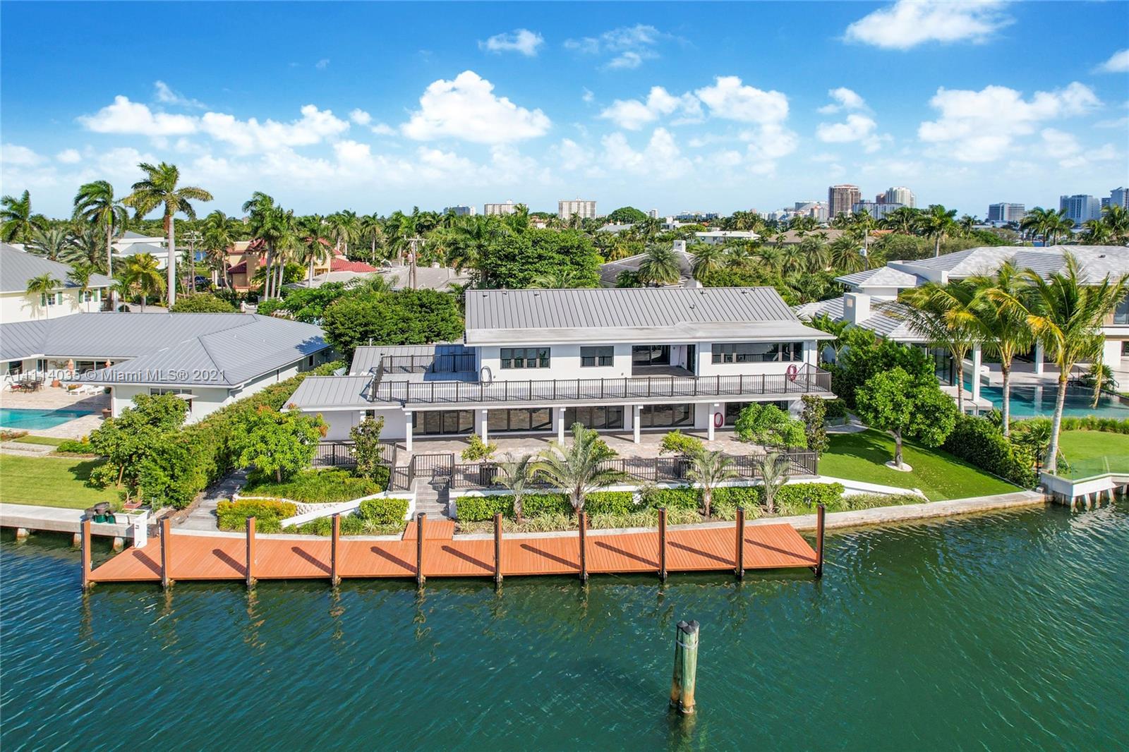 HARBOR BEACH - Residential