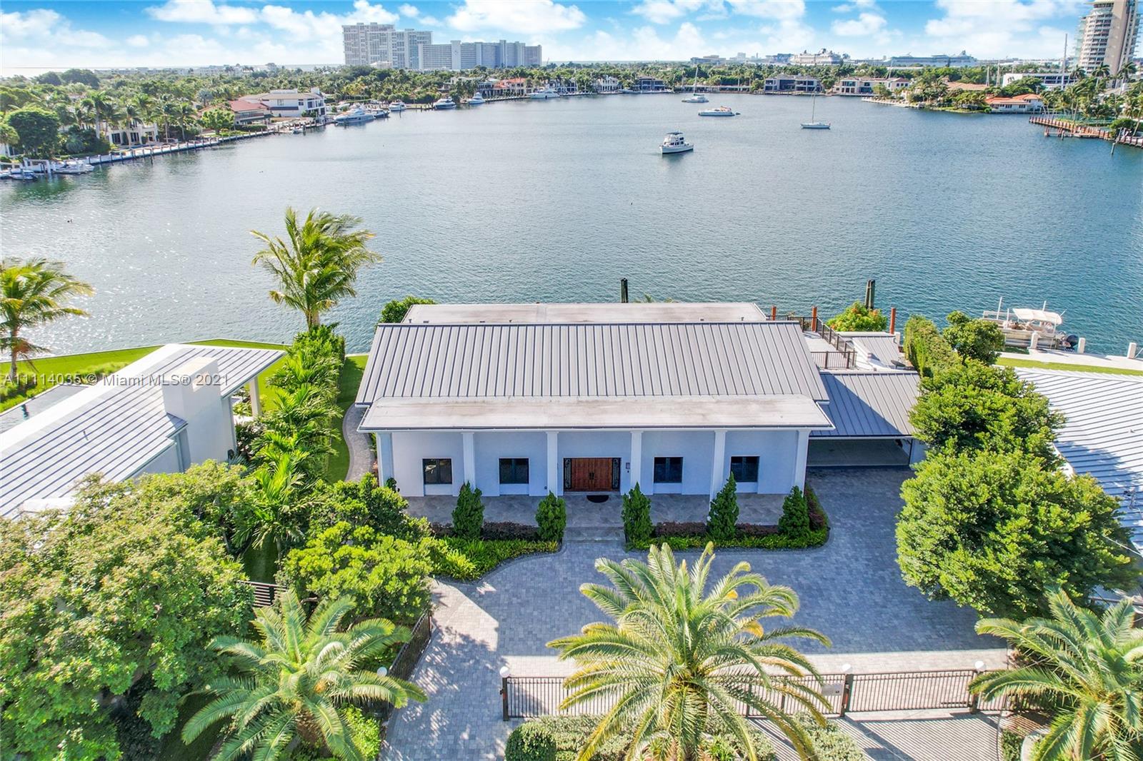 HARBOR BEACH - Residential