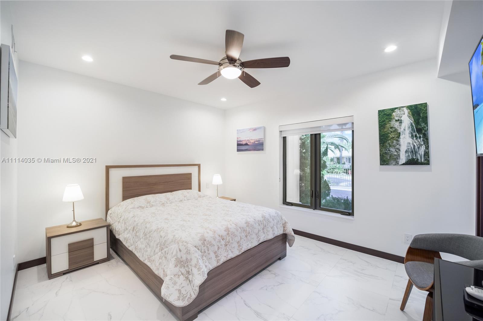 HARBOR BEACH - Residential