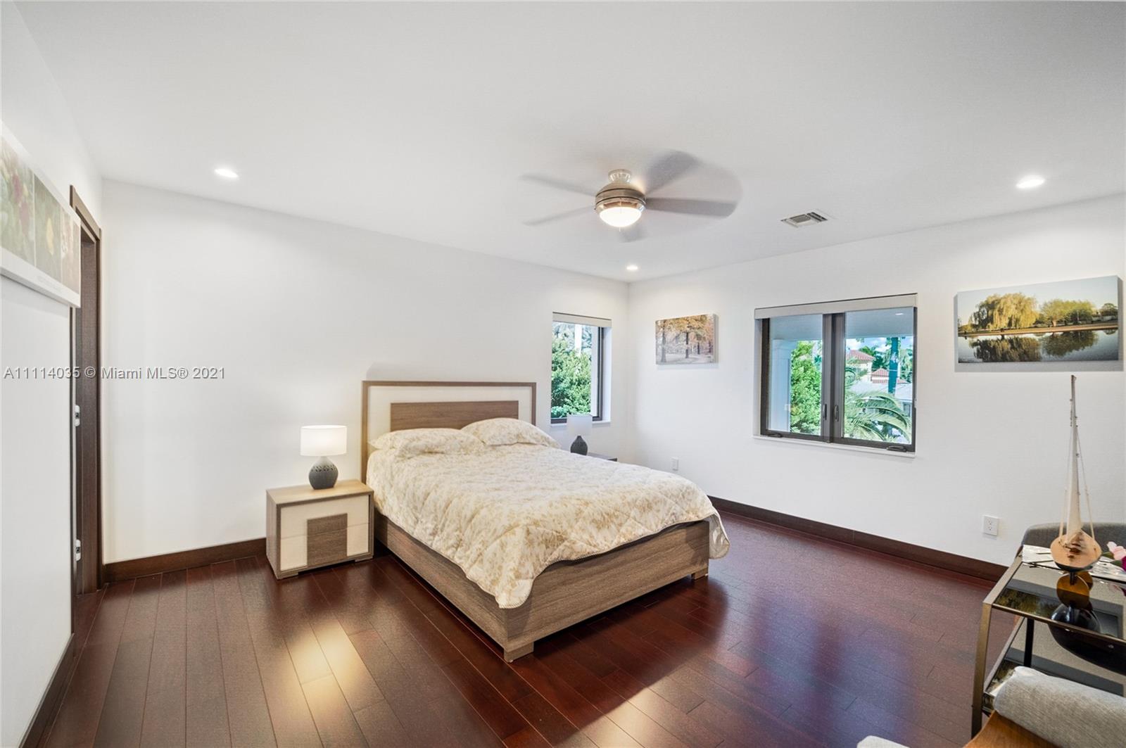 HARBOR BEACH - Residential