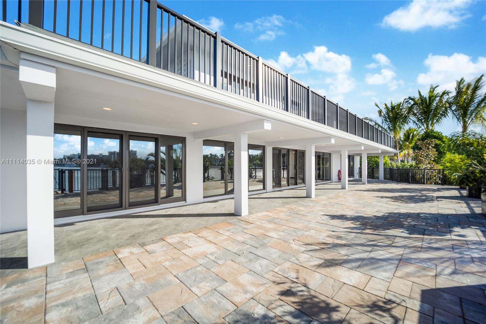 HARBOR BEACH - Residential