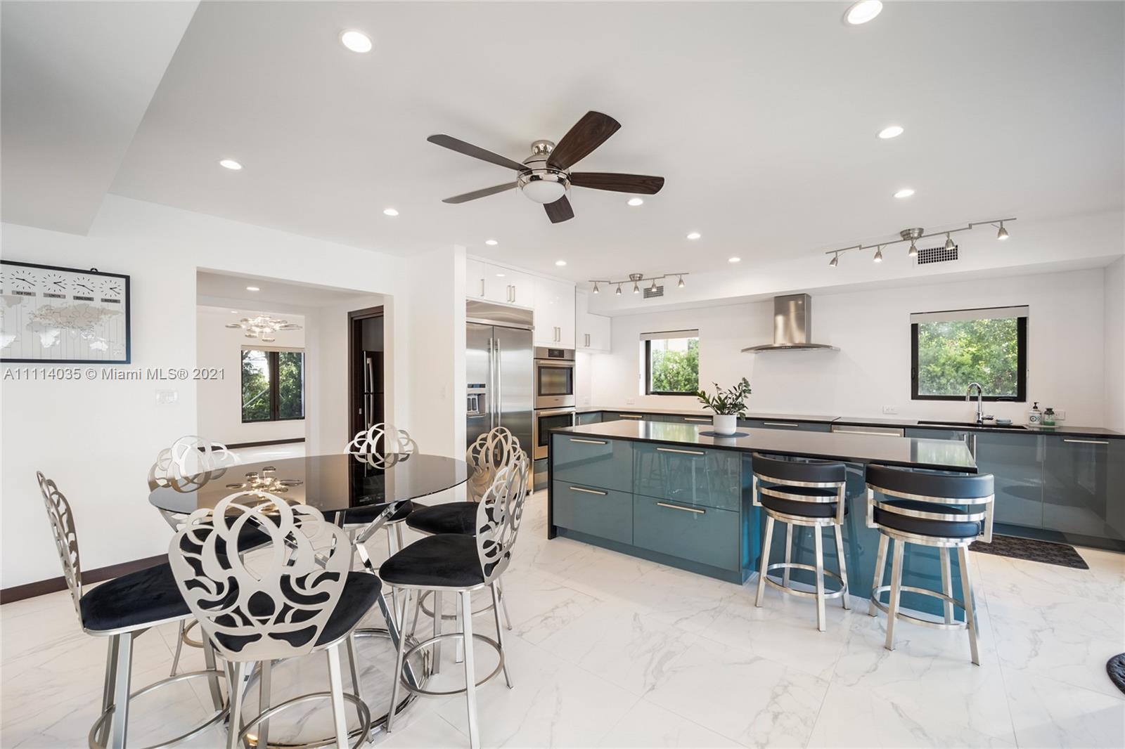 HARBOR BEACH - Residential