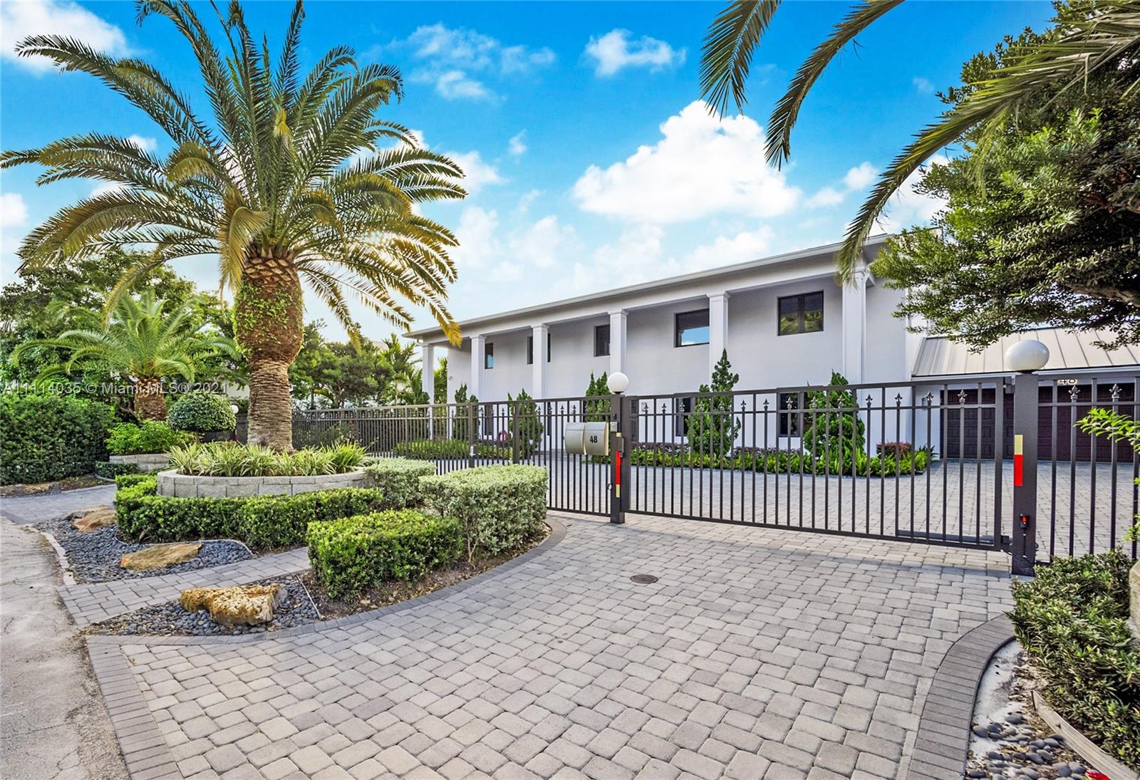 HARBOR BEACH - Residential