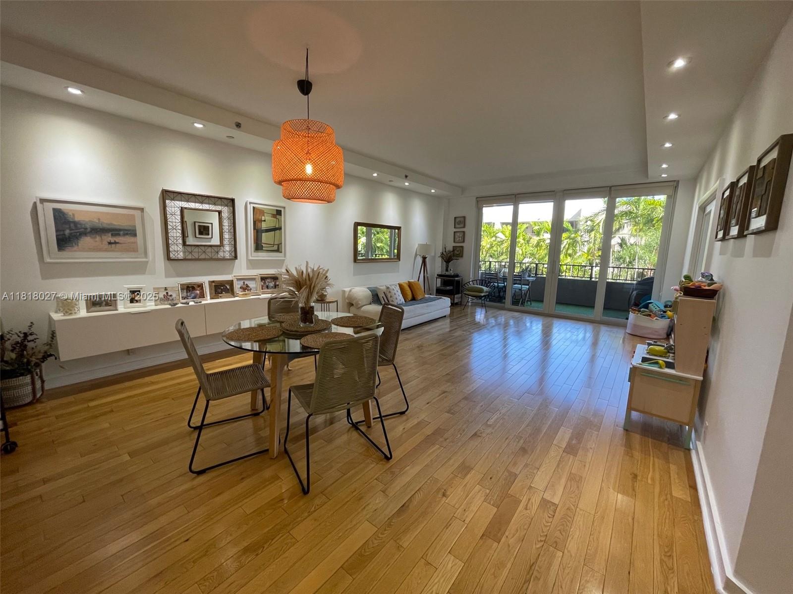 Rental Property at 151 Crandon Blvd 336, Key Biscayne, Miami-Dade County, Florida - Bedrooms: 2 
Bathrooms: 2  - $6,500 MO.