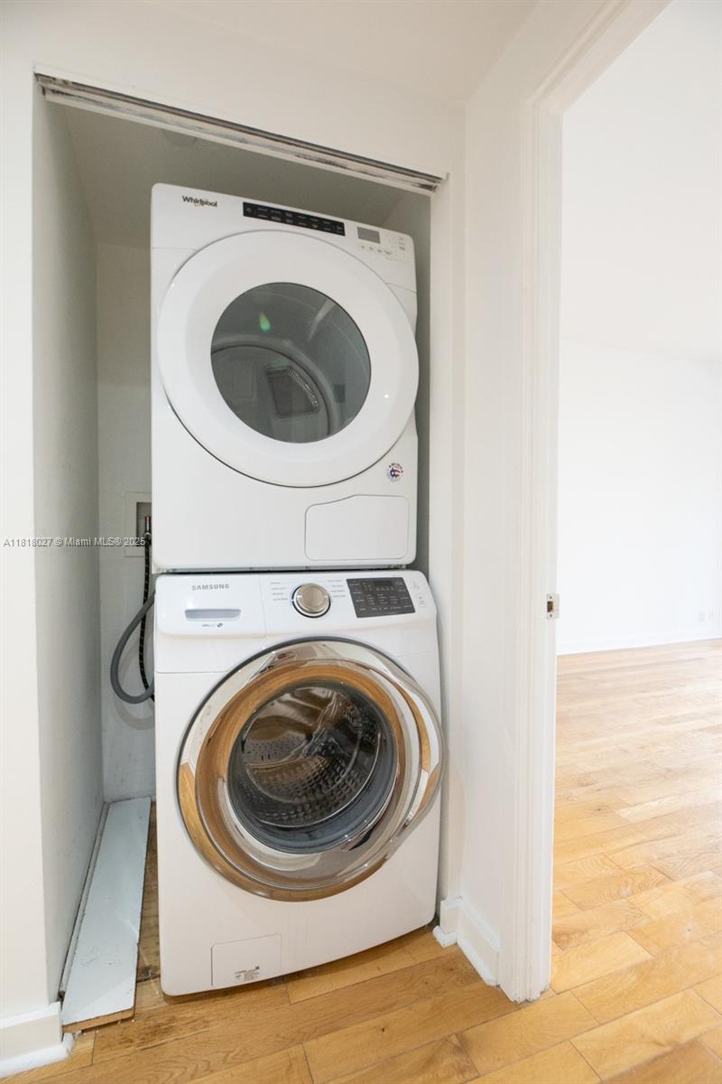 THE EMERALDBAY @ KEY COLO - Residential Lease