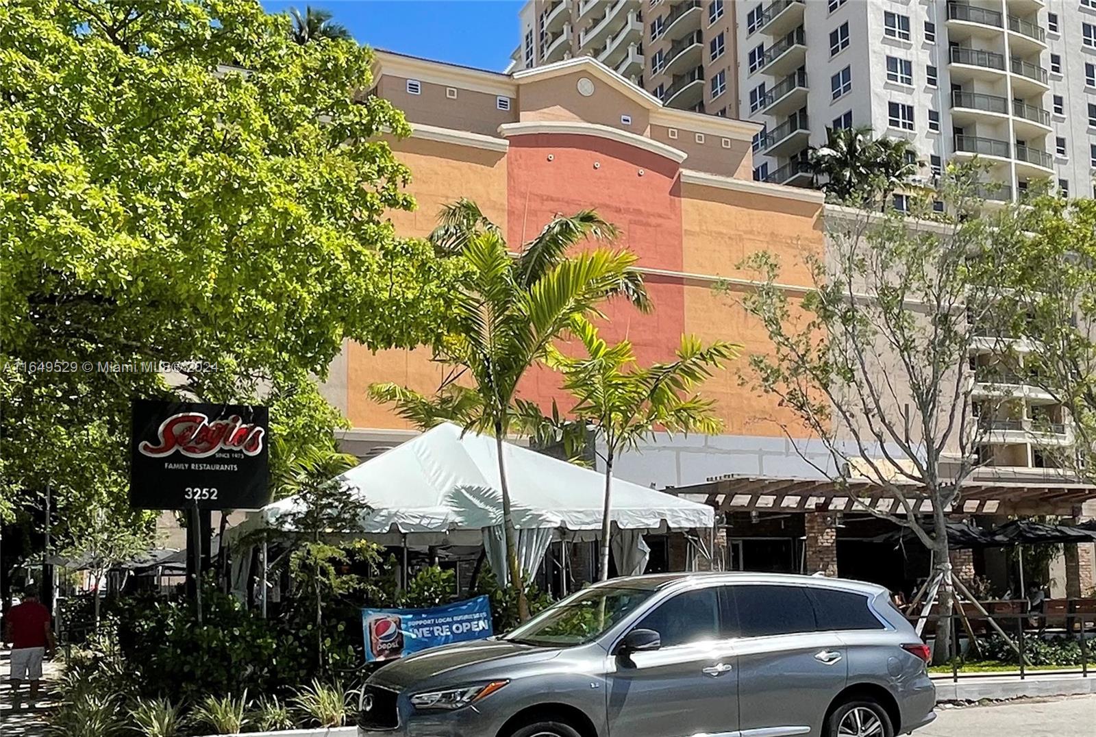SHAMROCK BY THE GABLES CO - Residential Lease