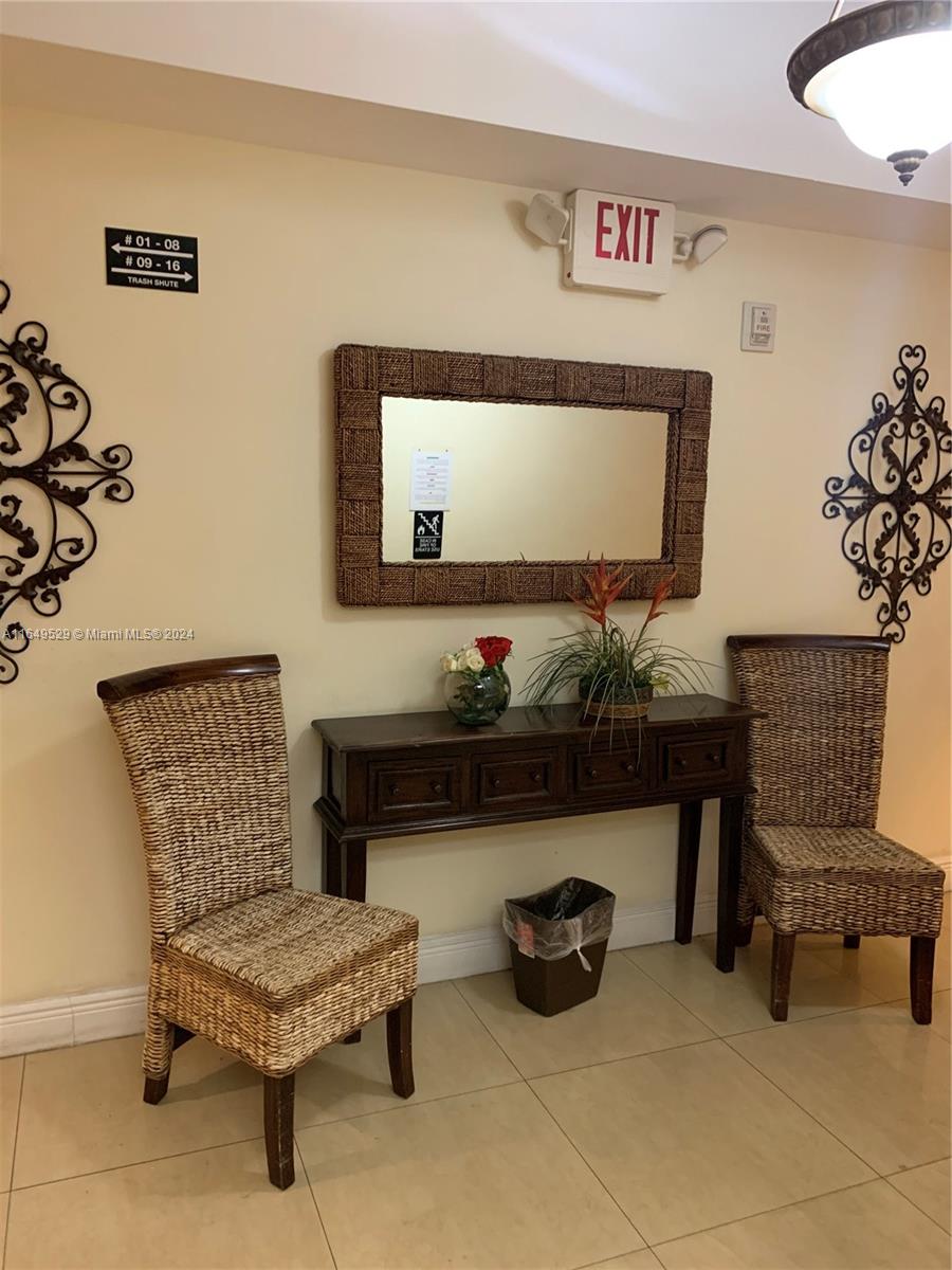 SHAMROCK BY THE GABLES CO - Residential Lease
