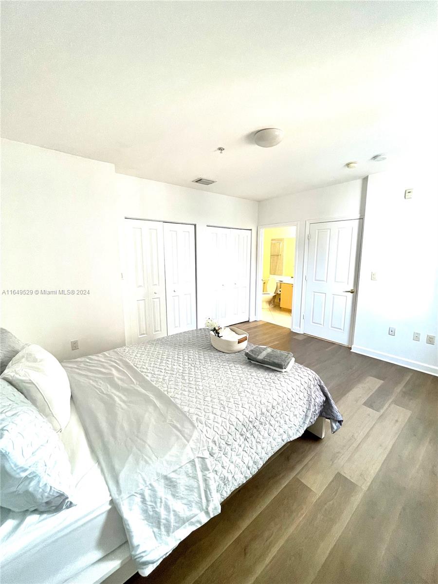 SHAMROCK BY THE GABLES CO - Residential Lease