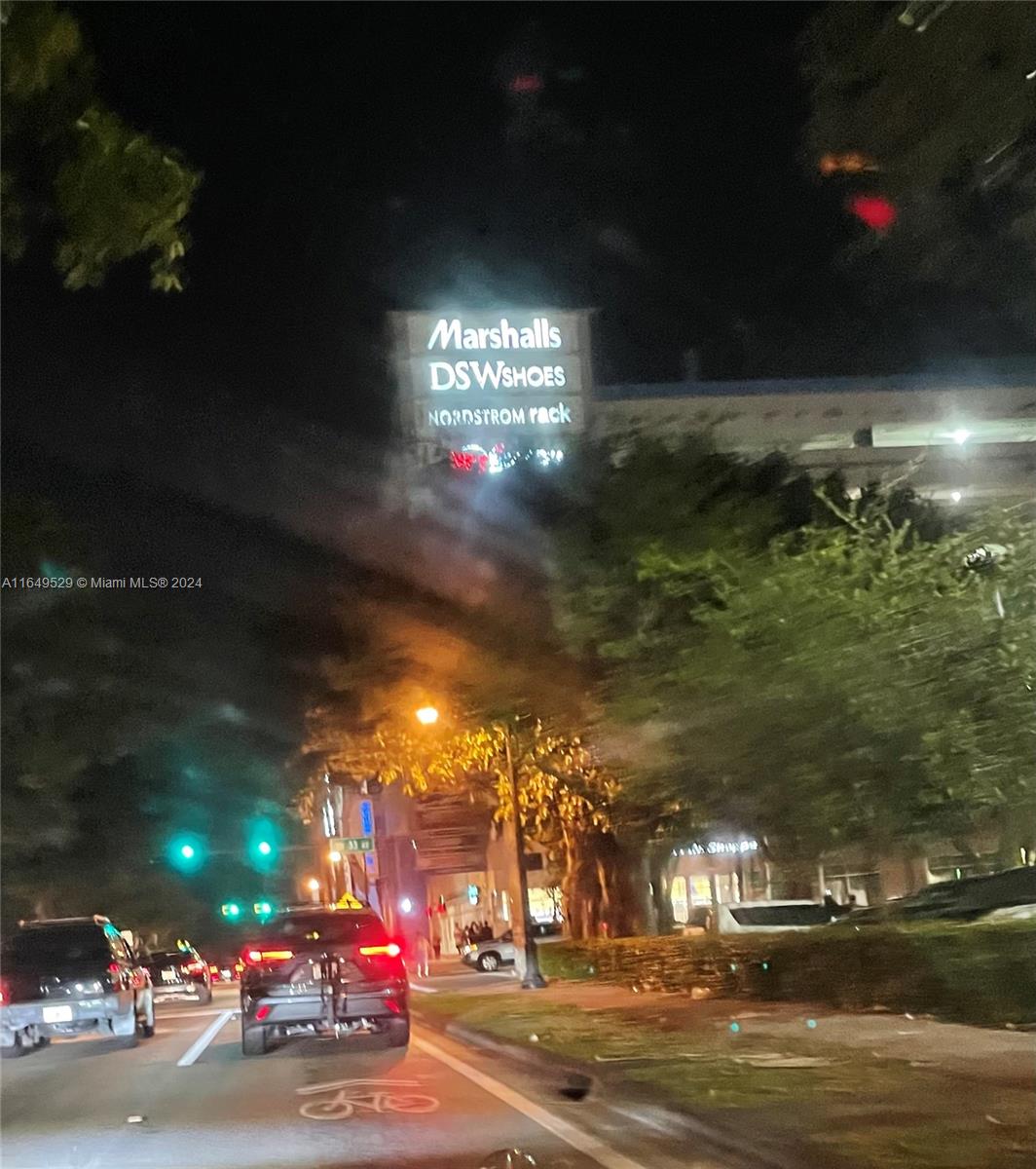 SHAMROCK BY THE GABLES CO - Residential Lease