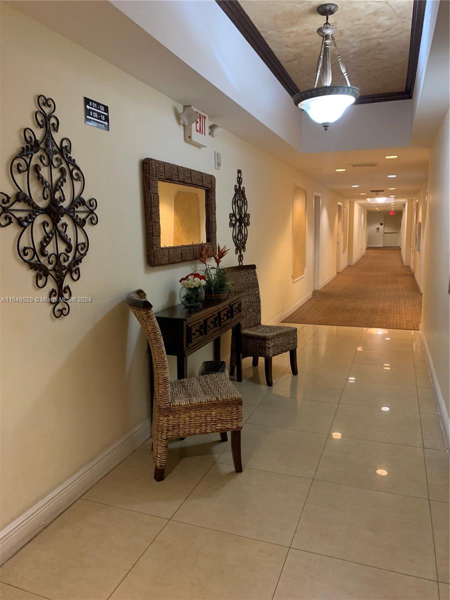 SHAMROCK BY THE GABLES CO - Residential Lease