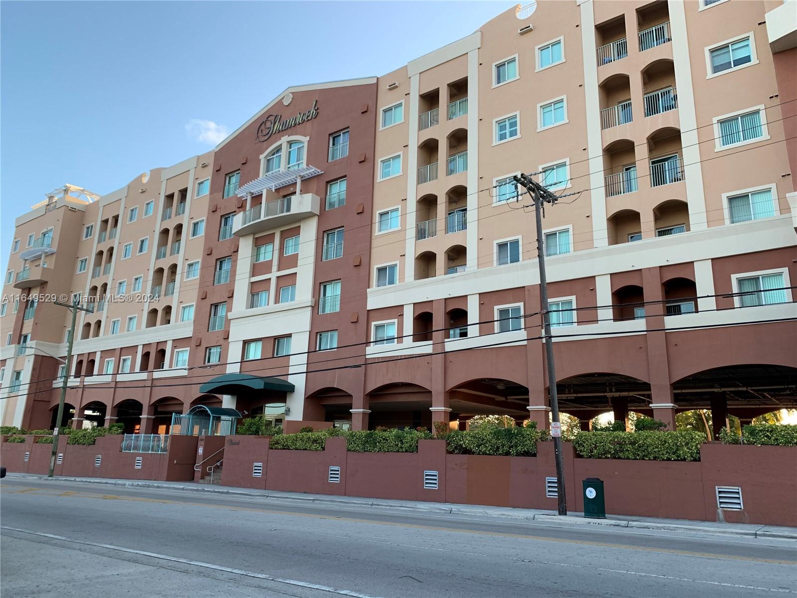 SHAMROCK BY THE GABLES CO - Residential Lease