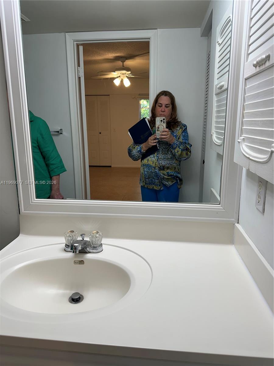 KINGSLEY AT CENTURY VILLA - Residential Lease