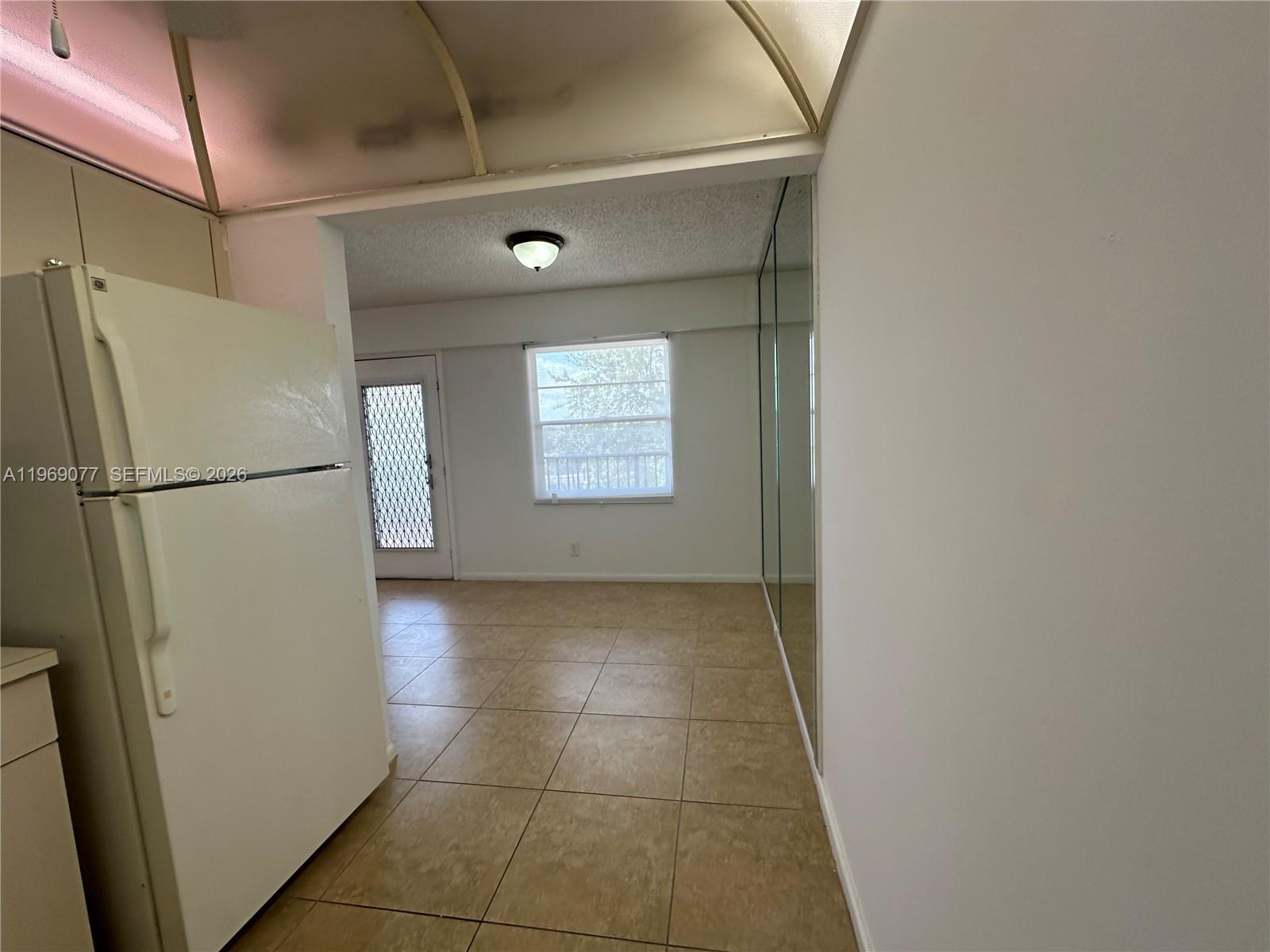 KINGSLEY AT CENTURY VILLA - Residential Lease