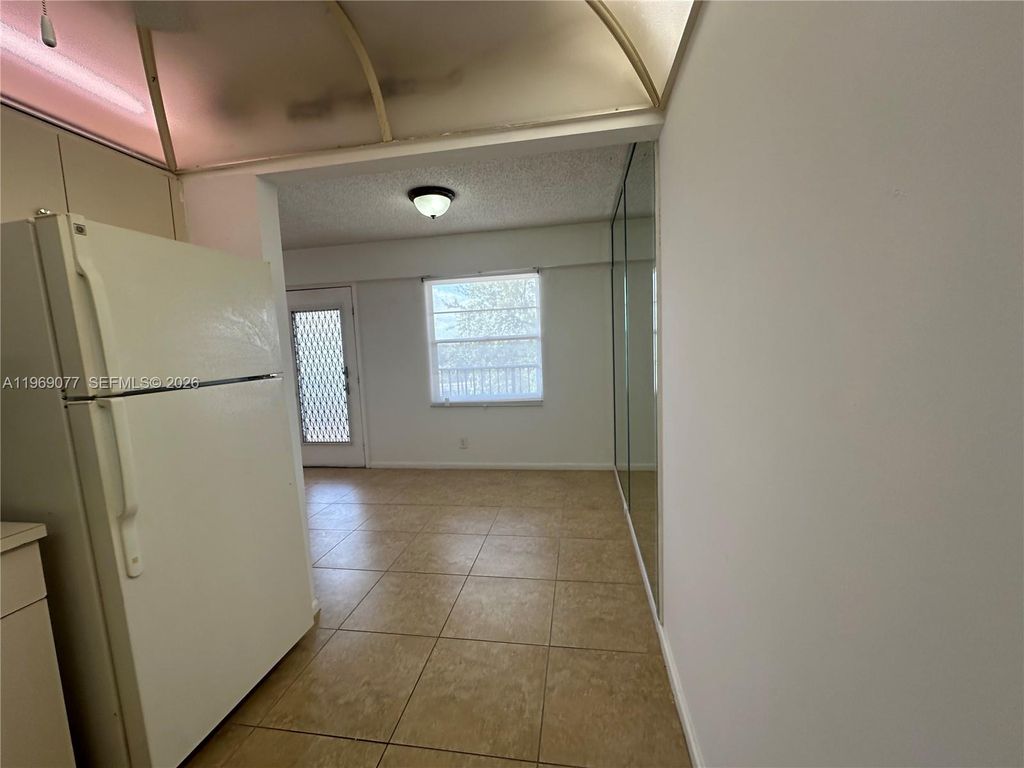 Photo of 13255 SW 9th Ct #402G, Pembroke Pines, FL 33027 (MLS # A11969077)