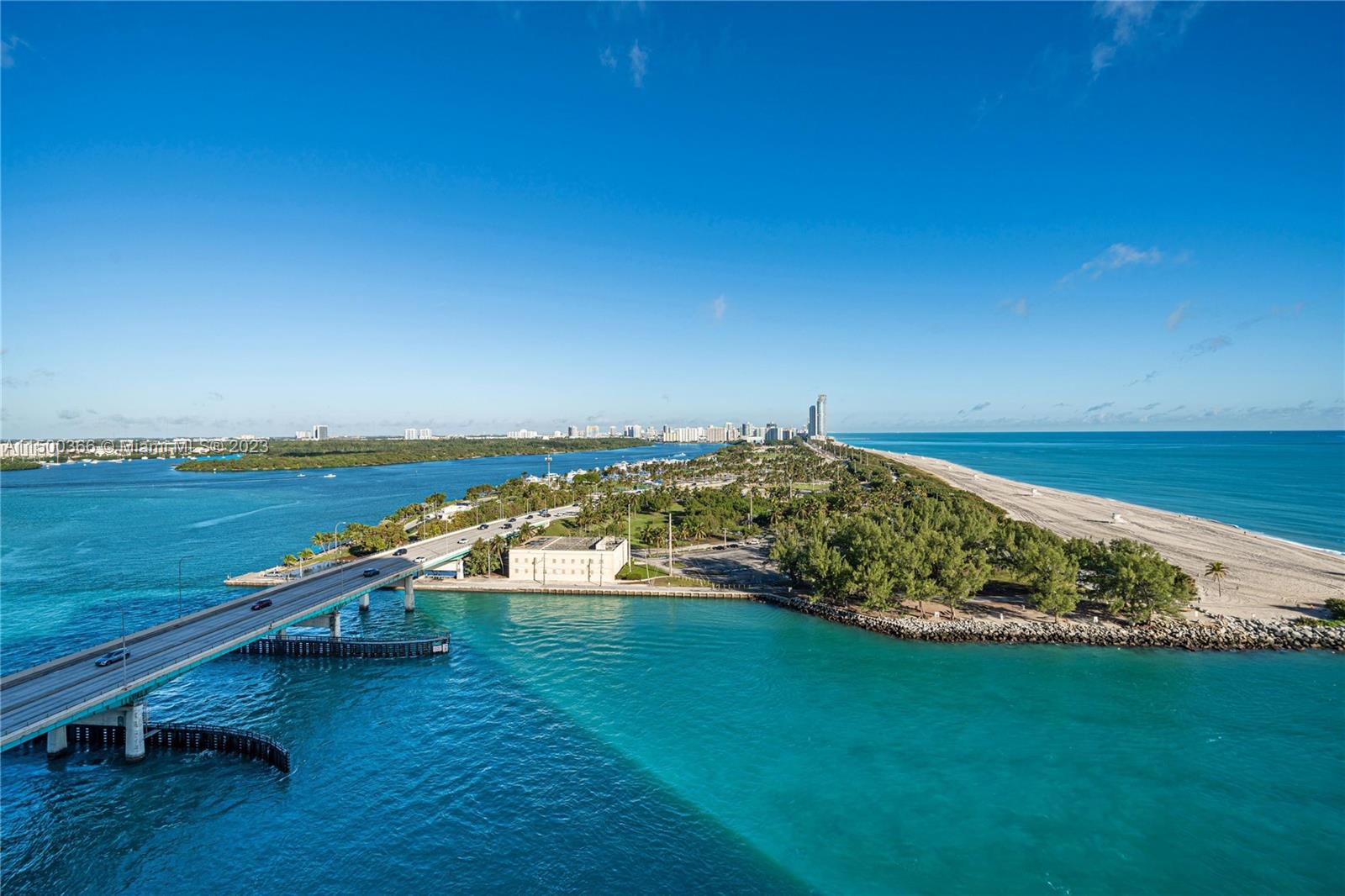 10295 Collins Ave Hotel C - Residential Lease