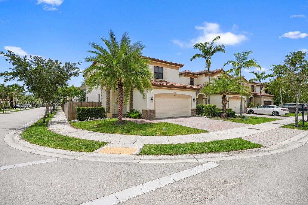 ISLES AT GRAND BAY - Residential Lease