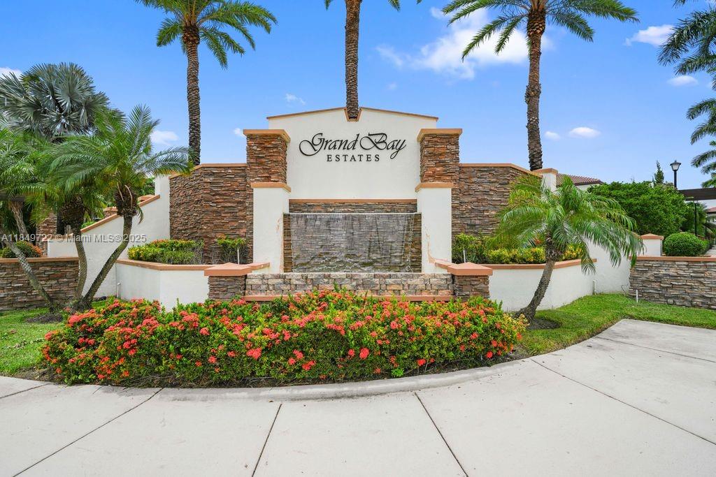 ISLES AT GRAND BAY - Residential Lease