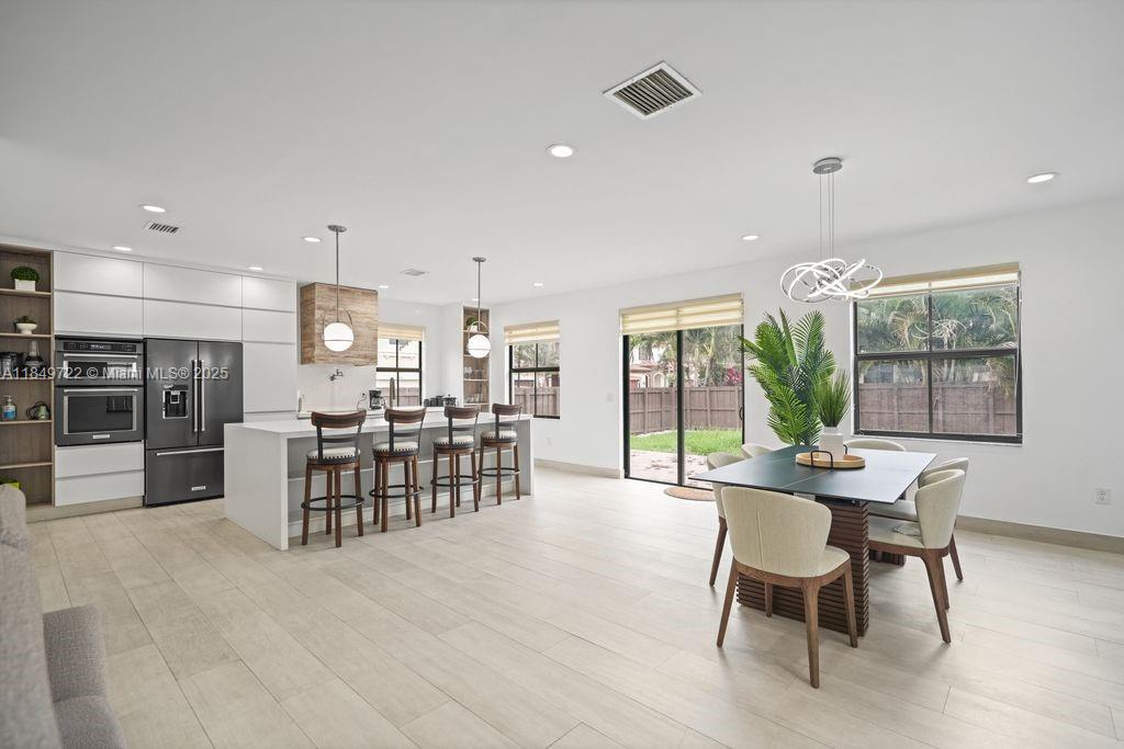 ISLES AT GRAND BAY - Residential Lease