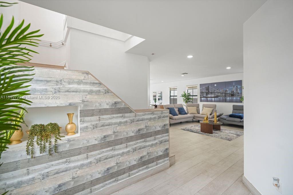 ISLES AT GRAND BAY - Residential Lease