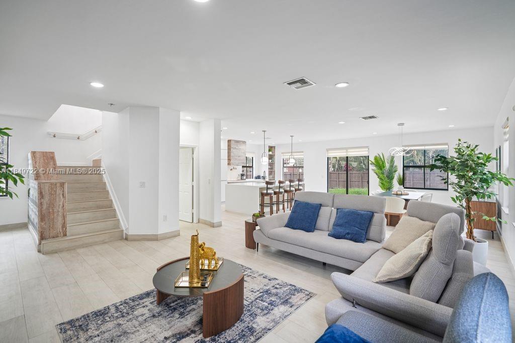 ISLES AT GRAND BAY - Residential Lease