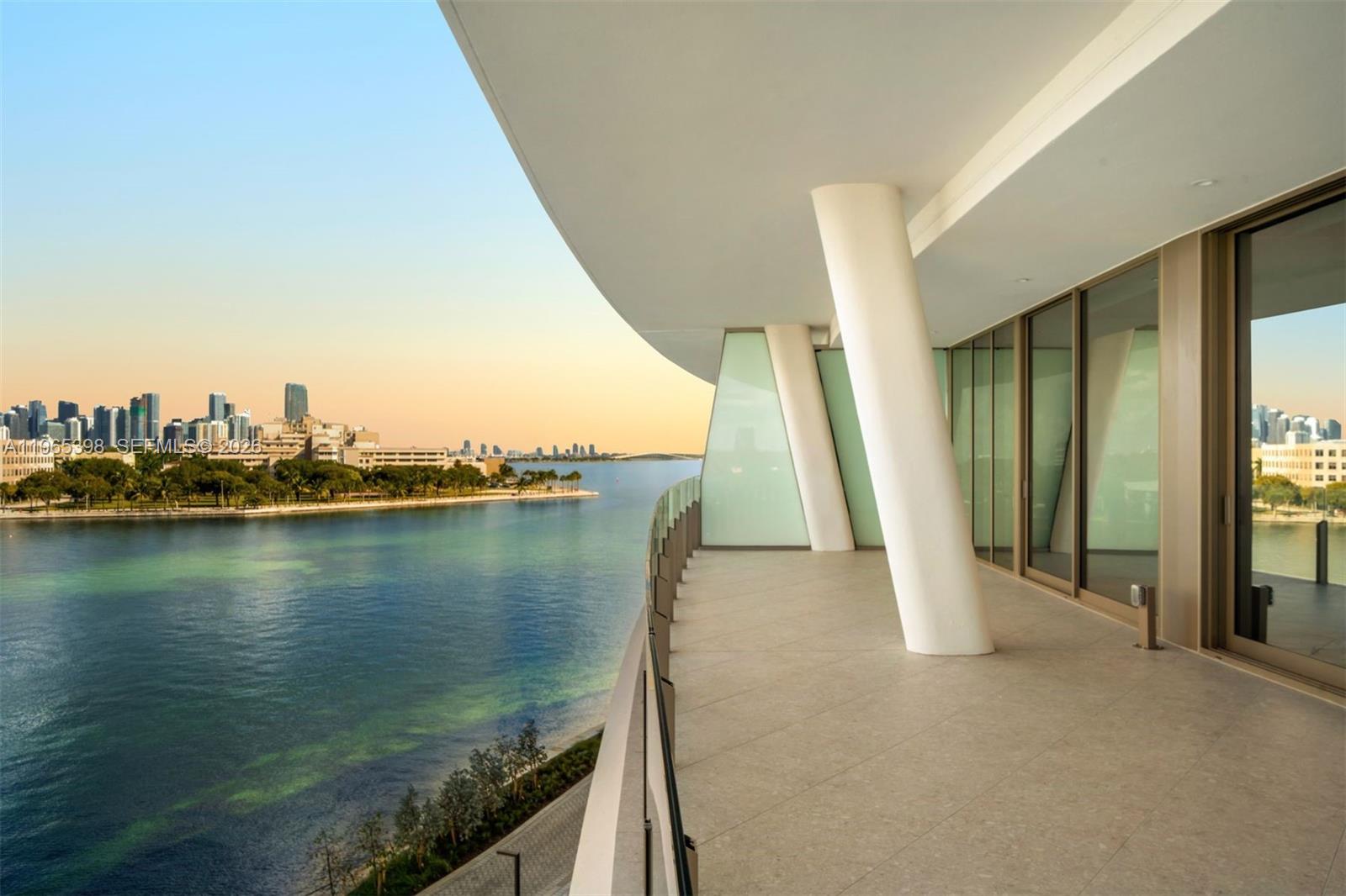 5 Grove Isle Drive S501