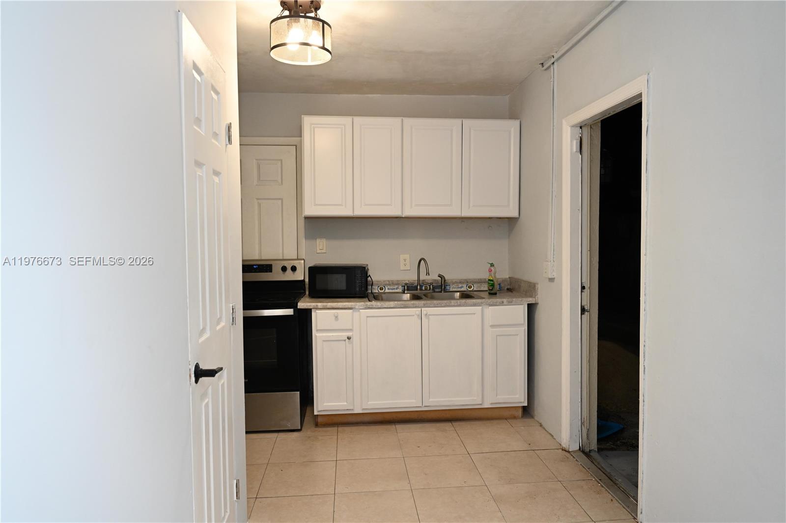 SUNRISE GOLF VILLAGE FIRS - Residential Lease