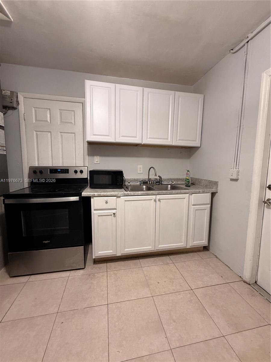 SUNRISE GOLF VILLAGE FIRS - Residential Lease