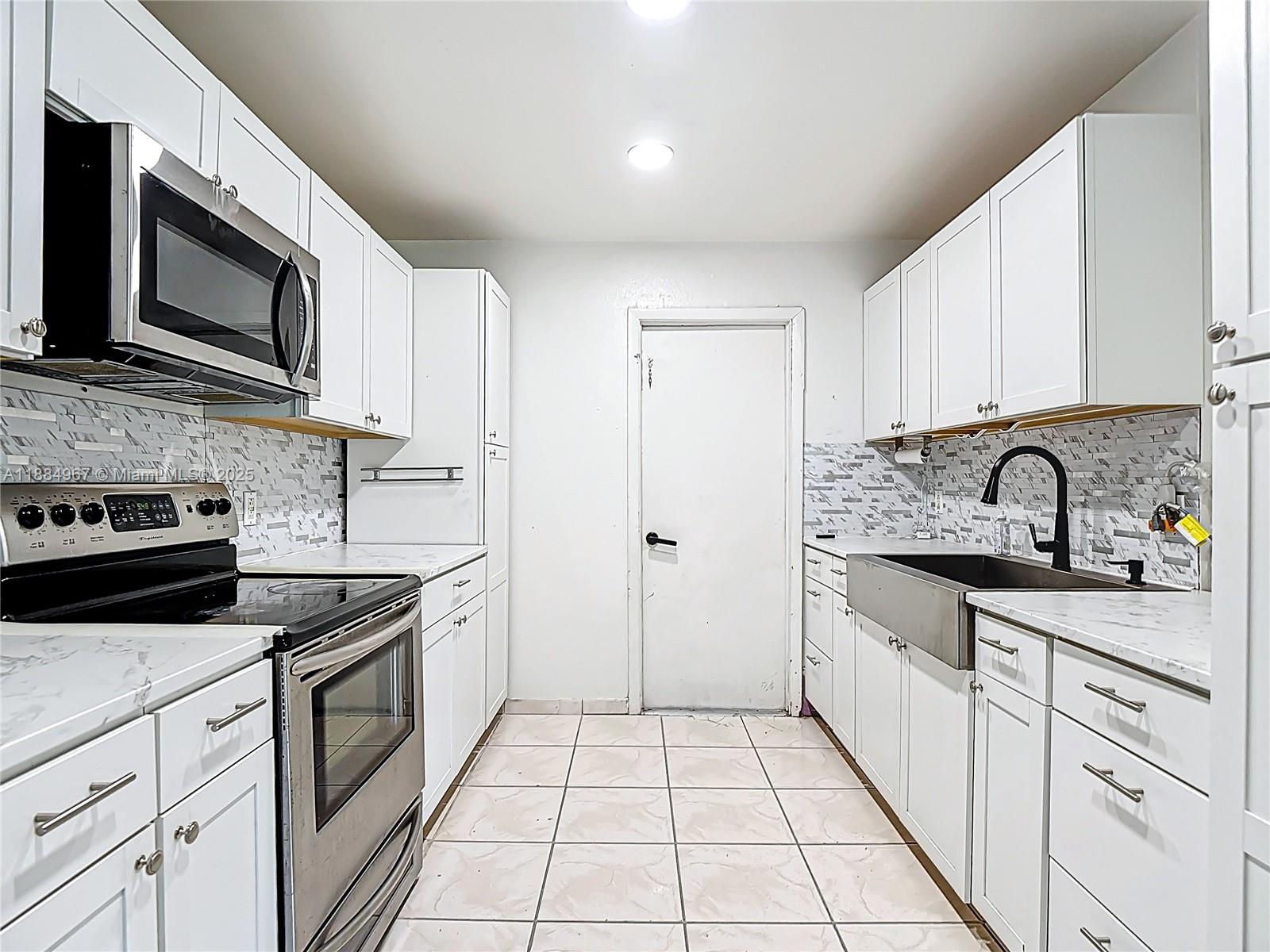 Port LaBelle Unit 4 - Residential