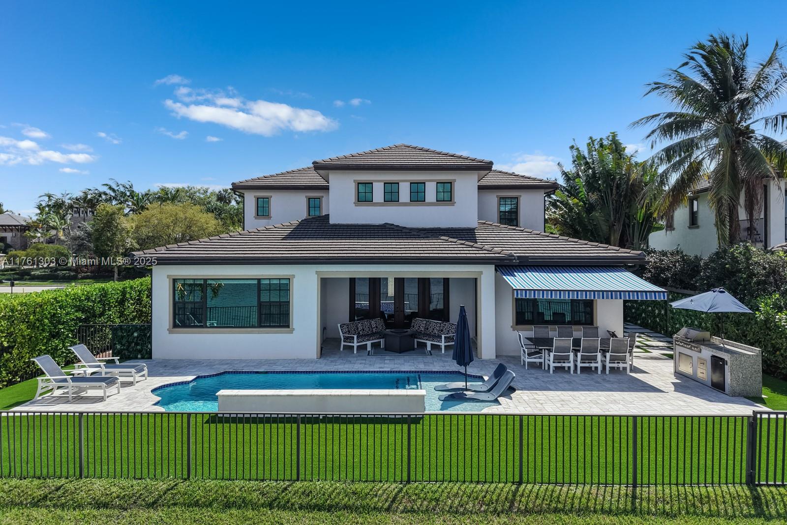 11001 W Watercrest Cir W