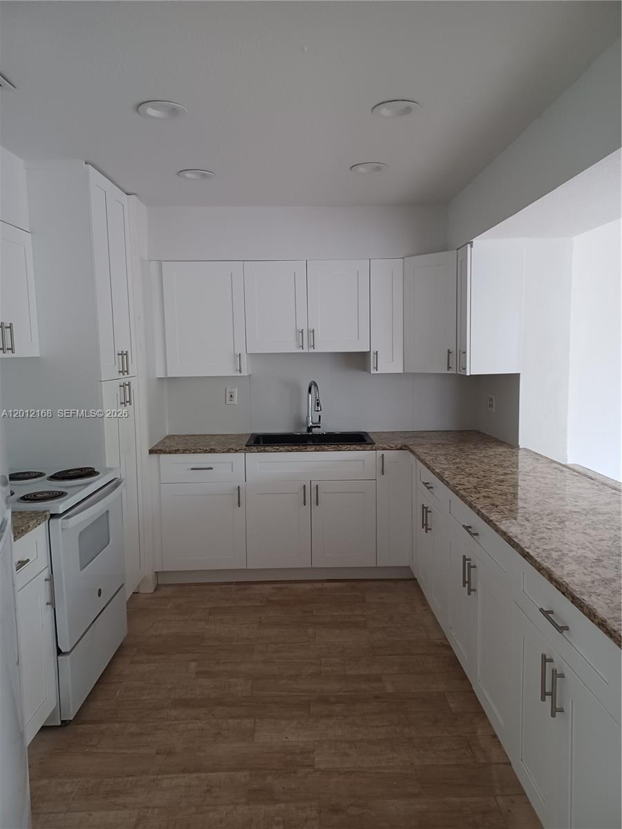 MIRAMAR SEC 13 - Residential