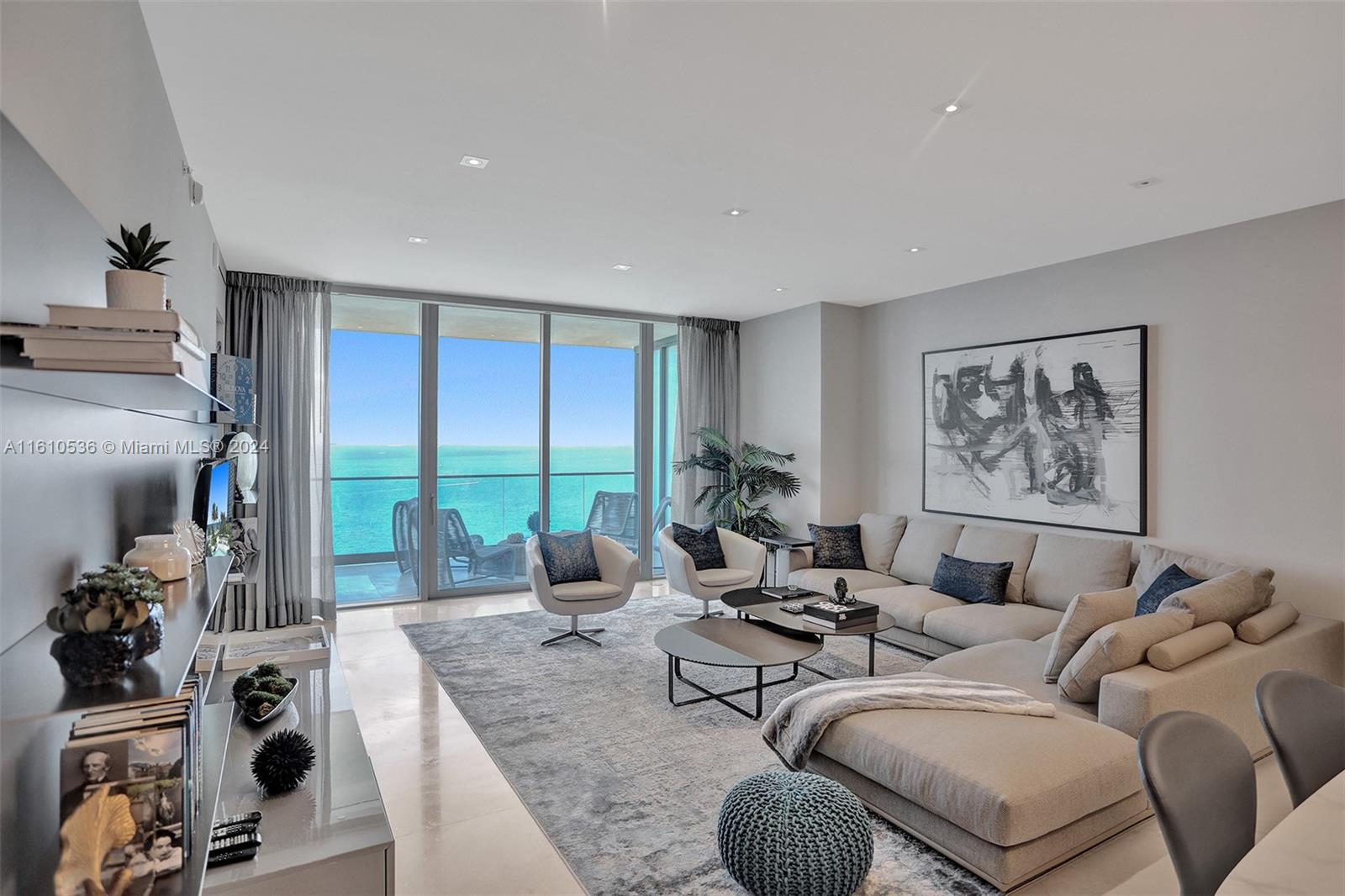 Sunny Isles Beach, Florida 33160, United States, 4 Bedrooms Bedrooms, ,6 BathroomsBathrooms,Residential,Active,54514