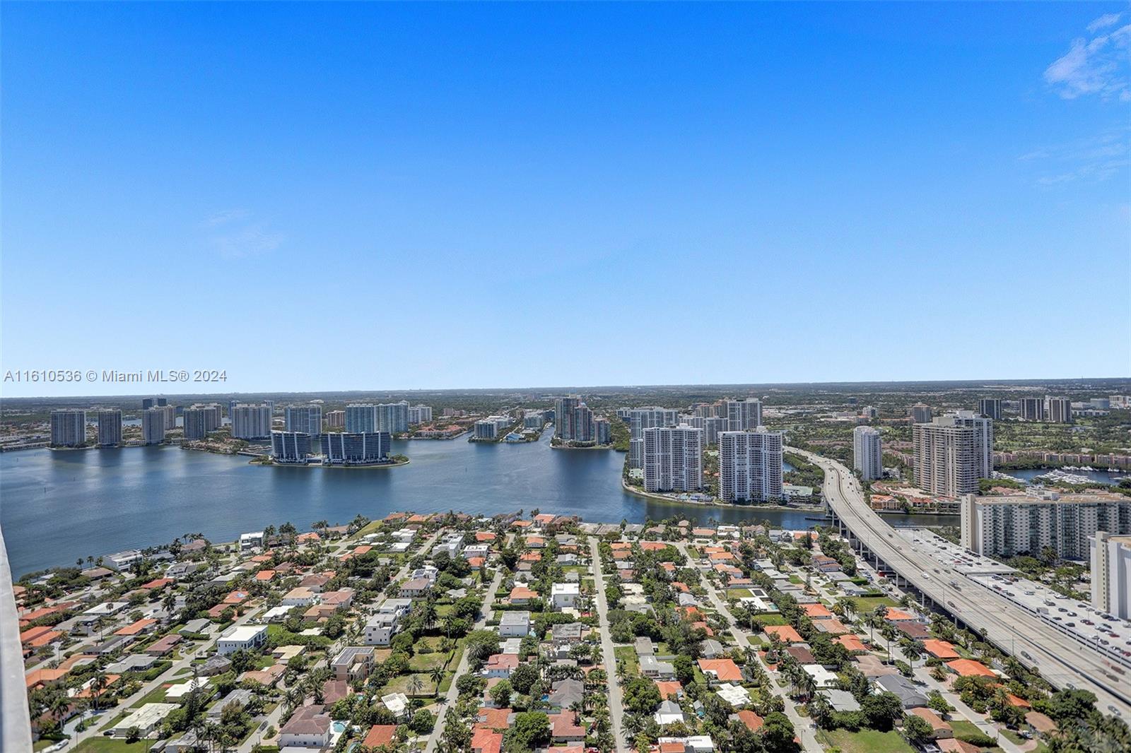 Sunny Isles Beach, Florida 33160, United States, 4 Bedrooms Bedrooms, ,6 BathroomsBathrooms,Residential,Active,54514