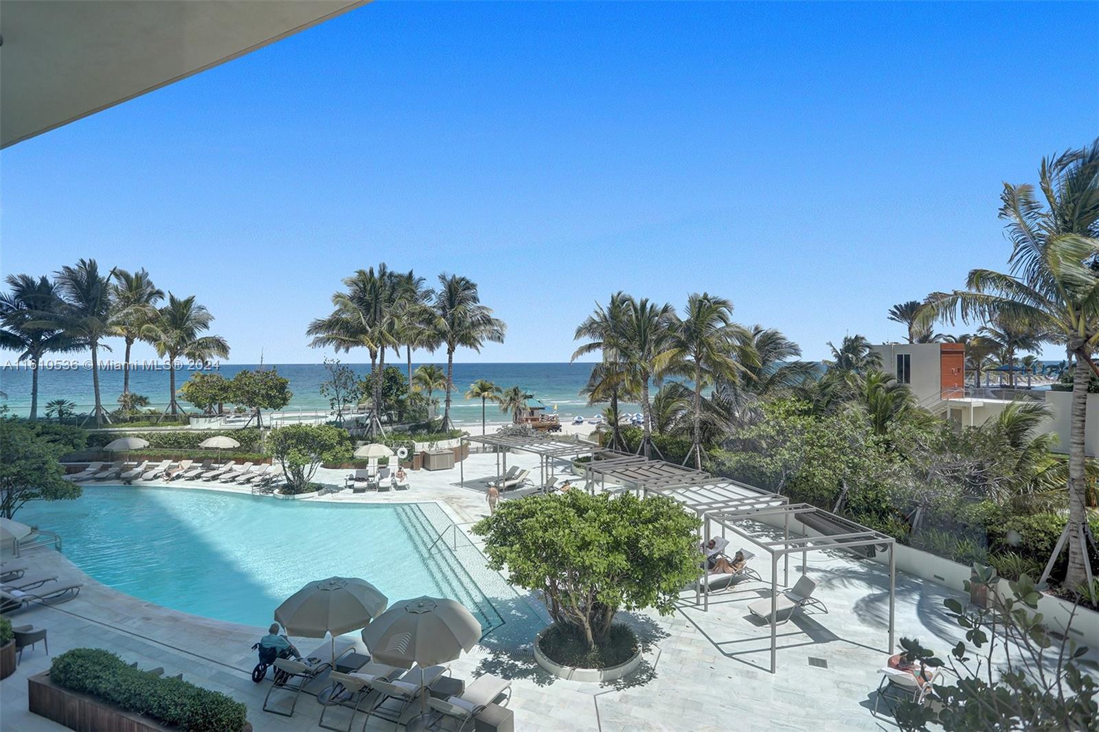 Sunny Isles Beach, Florida 33160, United States, 4 Bedrooms Bedrooms, ,6 BathroomsBathrooms,Residential,Active,54514