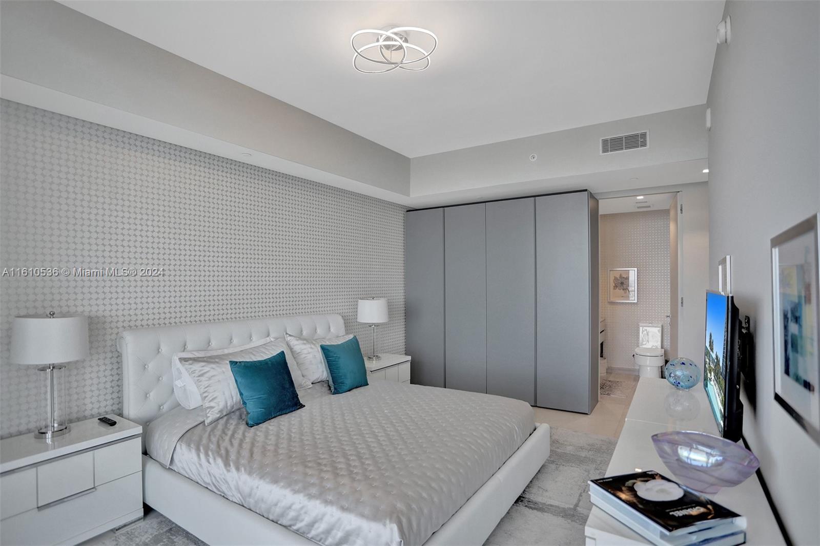 Sunny Isles Beach, Florida 33160, United States, 4 Bedrooms Bedrooms, ,6 BathroomsBathrooms,Residential,Active,54514