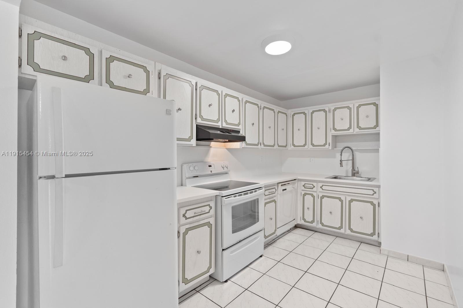 FLORENCE CONDO - Residential