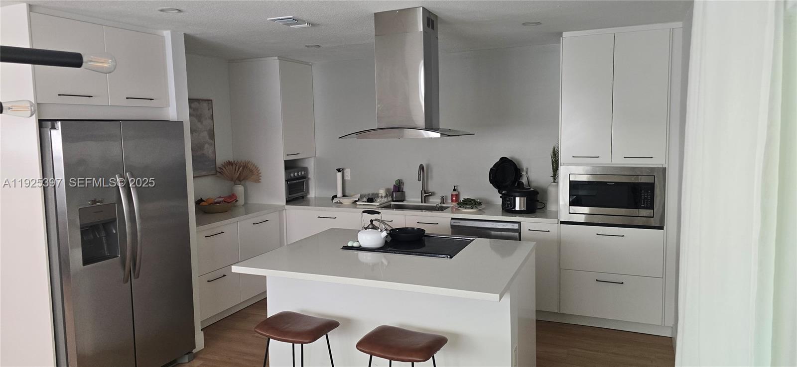 SAGA VIEW - Residential Lease