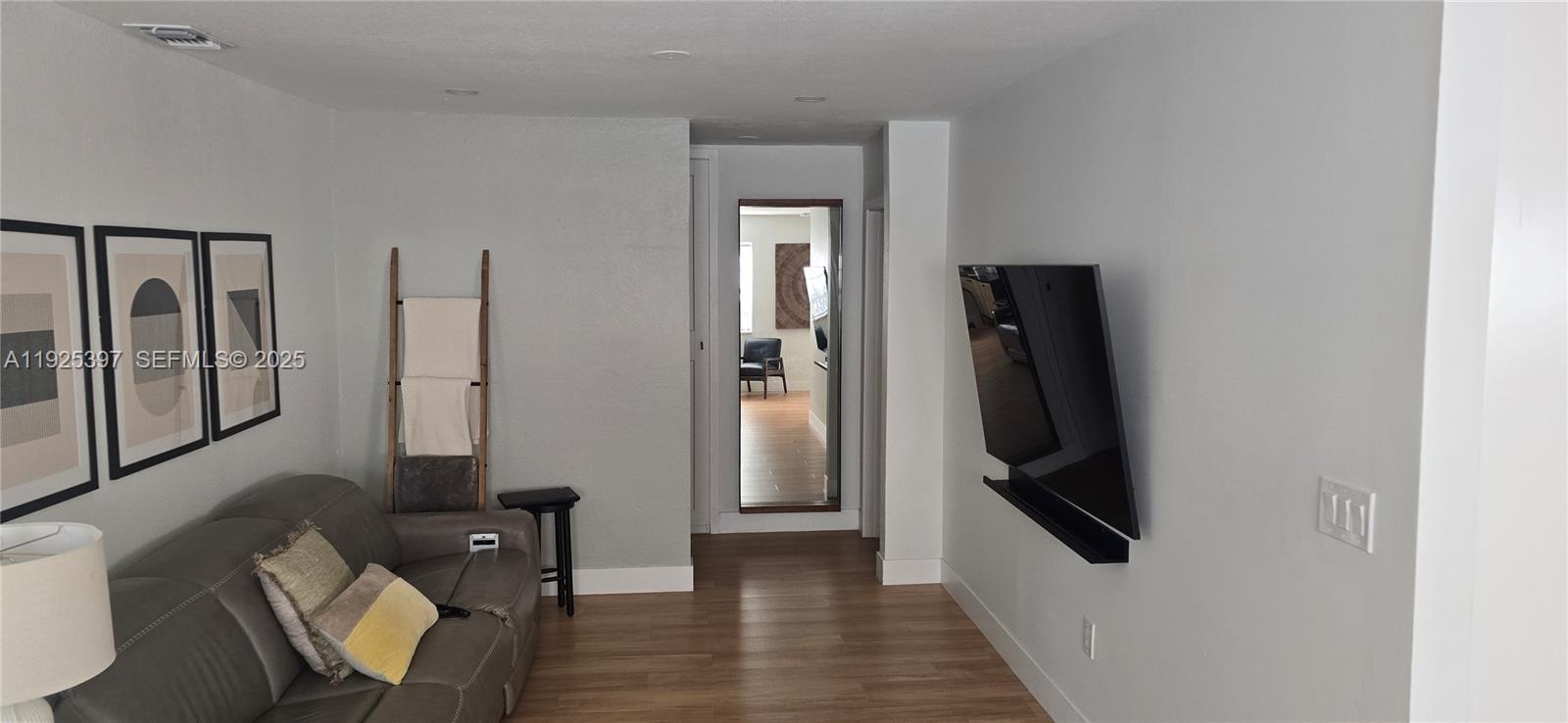 SAGA VIEW - Residential Lease