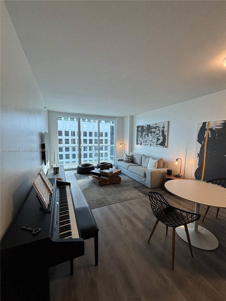 500 Brickell Ave 3408